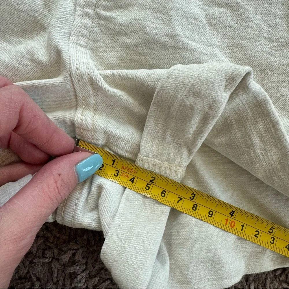 Old Navy O.G. Denim Shorts Beige Cream High Rise Size 16 - Picture 8 of 9